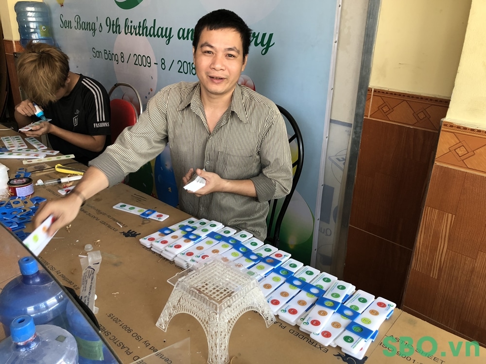 Gia công thẻ nhựa mica - thẻ số mica - thẻ tên mica giá rẻ TPHCM
