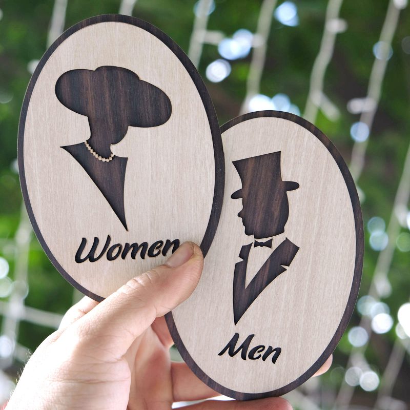 62 Bảng toilet bằng gỗ decor