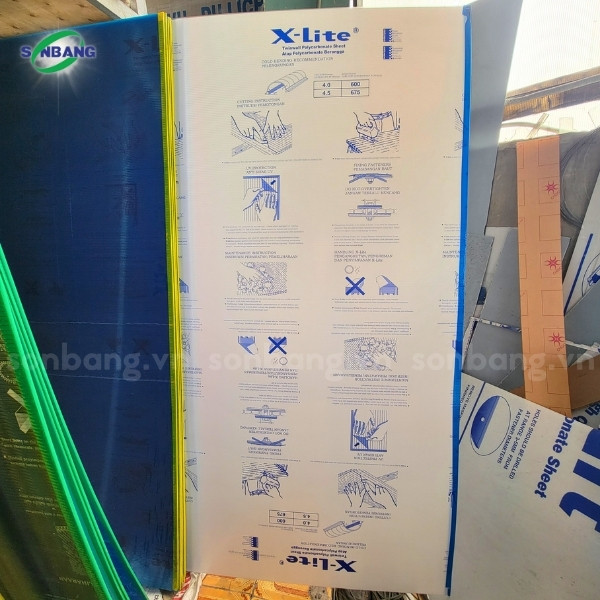 tam nhua poly rong ruot x lite 6 Sơn Băng cung cấp tấm nhựa Poly rỗng ruột X-Lite chính hãng