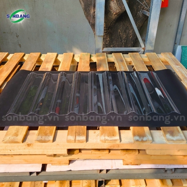ton lay sang 9 song vuong nicelight 4 Tôn Polycarbonate Nicelight dạng sóng vuông