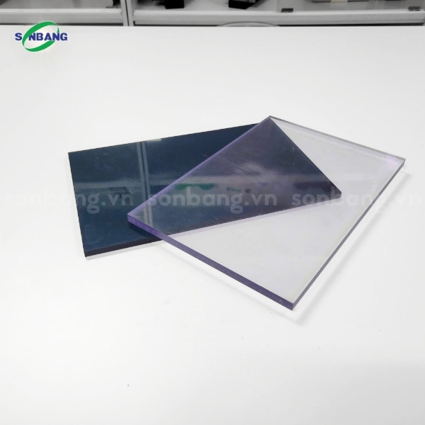 tam polycarbonate dac ruot sollight 2 Tấm lợp lấy sáng SolLight là thương hiệu của Sơn Băng
