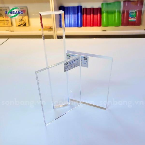 tam mica trong suot 6 Tấm acrylic trong suốt đa dạng độ dày