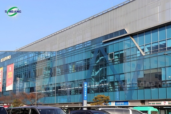 tam alu chong chay architecks 5 Ốp mặt dựng trung tâm thương mại bằng tấm Alu chống cháy Architecks