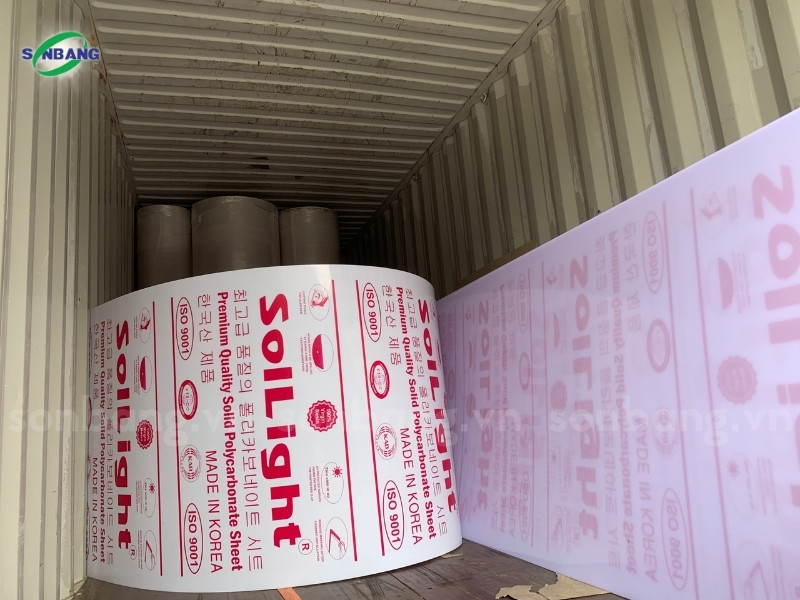 bao gia tam poly dac 5 Tấm poly đặc ruột SolLight được Sơn Băng nhập khẩu chính hãng