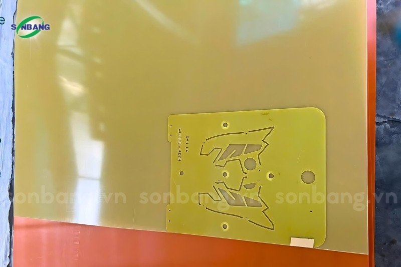bang gia phip cach dien 5 Sản phẩm được gia công hoàn thiện từ tấm phíp