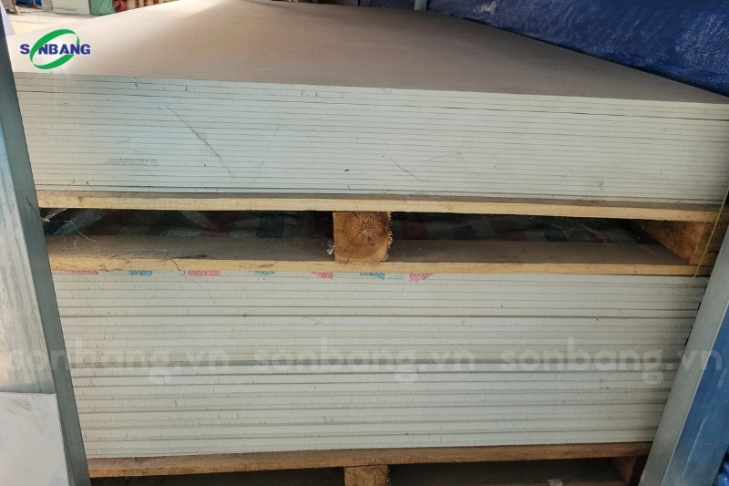 gia tam cemboard 5 Tấm bê tông nhẹ cứng chắc, chịu nước