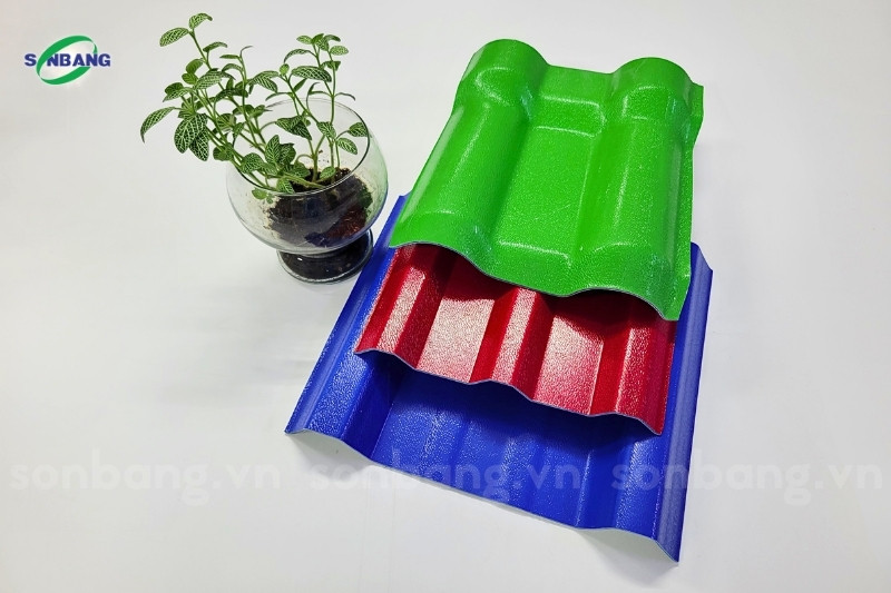 gia ton nhua pvc 1 Giá tôn nhựa PVC ASA cập nhật mới nhất tại Sơn Băng
