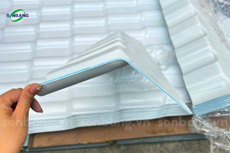 gia ton nhua pvc 6 Chính sách bảo hành 10 năm đối với tôn nhựa PVC tại Sơn Băng