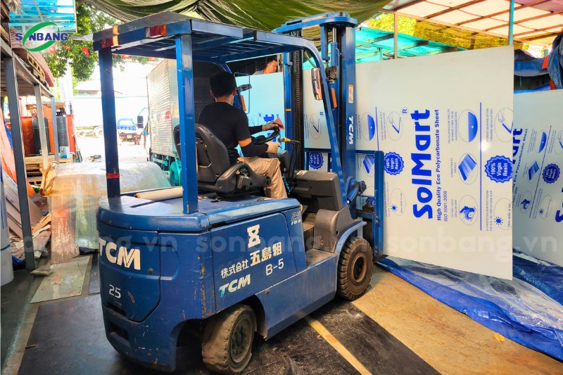 mau sac tam poly 8 Sơn Băng phân phối đa dạng các màu sắc tấm Poly chất lượng cao