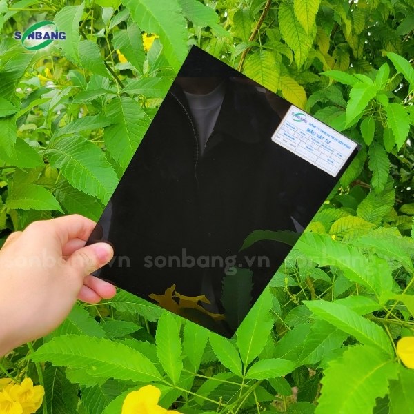 tam mica den dai loan 1 Tấm mica đen Đài Loan