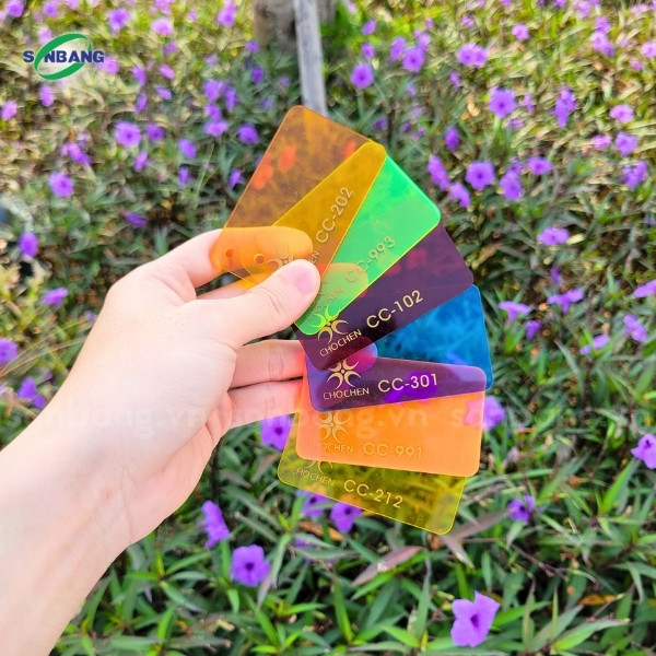 tam mica xuyen sang dai loan 1 Tấm mica xuyên sáng Đài Loan