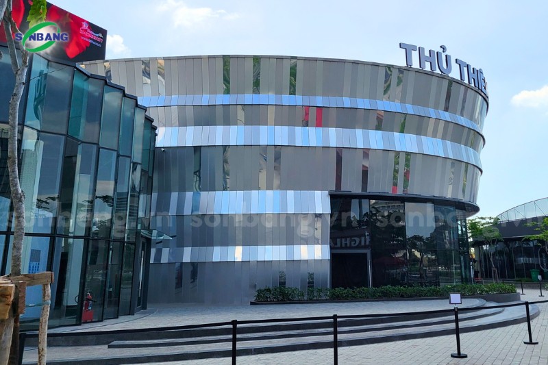2700m2 tam alu thu thiem riverstage 5 Công trình lắp đặt xen kẽ các mã màu Alu tạo hiệu ứng thị giác bề mặt