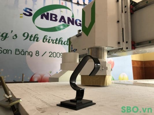 Kệ mica để bàn: 22+ mẫu kệ mica đẹp sản xuất tại xưởng TPHCM giá rẻ