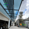 tấm polycarbonate đặc màu xám khói Solmart đầy đủ độ dày và kích thước 2