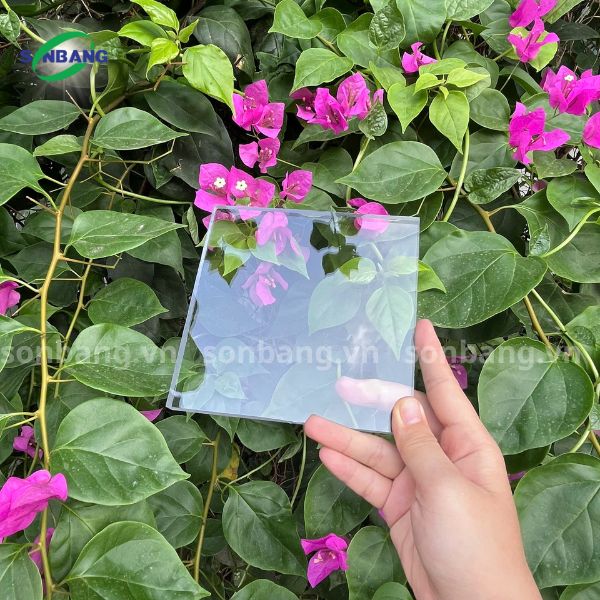 4 Tấm Poly đặc 1.5mm