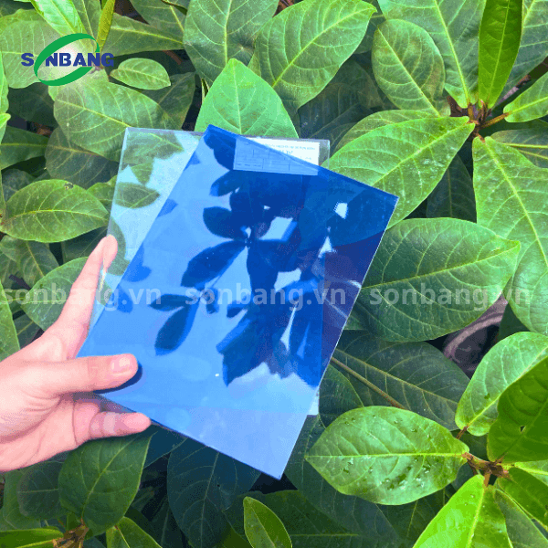 tam poly dac 6mm 3 Tấm Poly đặc 6mm SolMart bảo hành 7 năm - Ảnh 3
