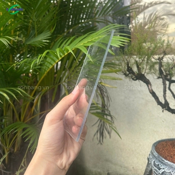 tam poly dac solmart 2 5mm bao hanh 3 nam Tấm Poly đặc SolMart 2.5mm bảo hành 3 năm
